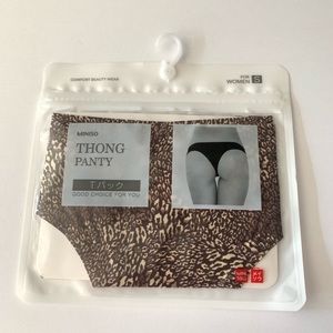 NWT MINISO - sexy seamless thong panty, size Small